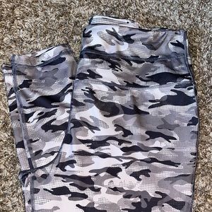 Camouflage leggings
